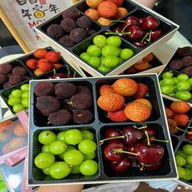 四分格四拼水果盒子草莓鲜果果切包装盒方形一次性透明纸塑打包盒