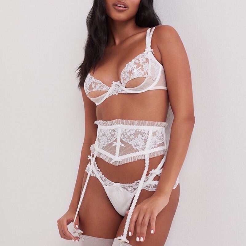 French-Style Lingerie Set for Women: Embroidered Lace, Transparent Hollow-Out Bra, Garter Belt, T-Panties, Push-Up Design for a Smaller Bust Appearance