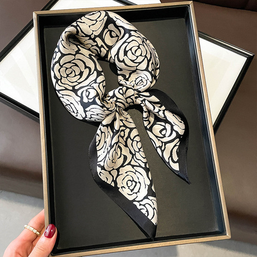 Camellia black and white 100% mulberry silk scarf for women spring and autumn new decoration with 70*70cm scarf shawl