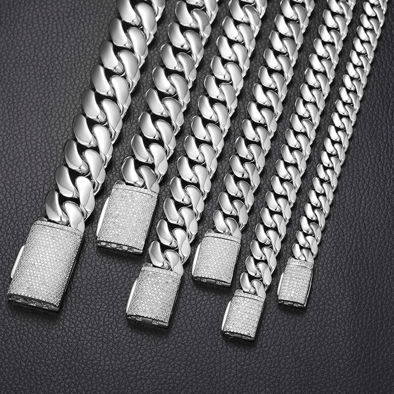 Cuban Chain Bracelet With Zircon Inlay And Gold Plated Finish_voghion.com