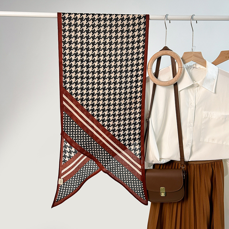 Diseño de tendencia transfronteriza de alta calidad, toallas paralelas de una sola capa, dama, primavera y otoño, toallas de seda de lana de mano, sensación de moda