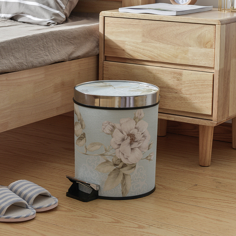 Plastic leather trash can wholesale household living room kitchen bathroom bedroom pedal covered trash can for hotel