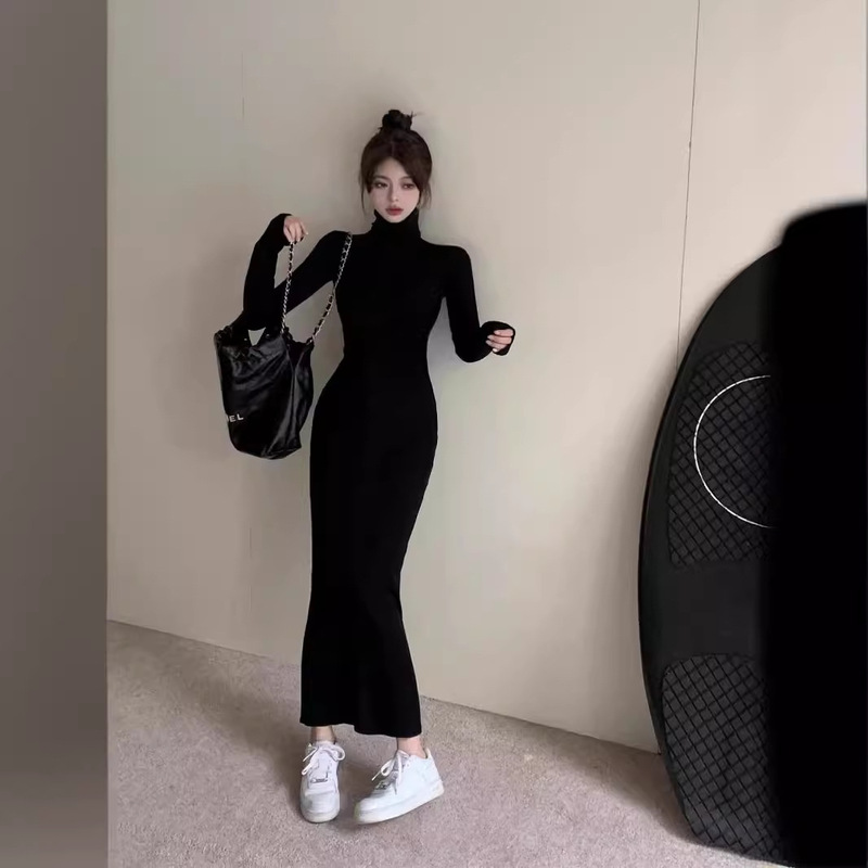Black long sleeve turtleneck dress women's autumn and winter bottoming skirt pure hot girl waist tight sexy sheath dress