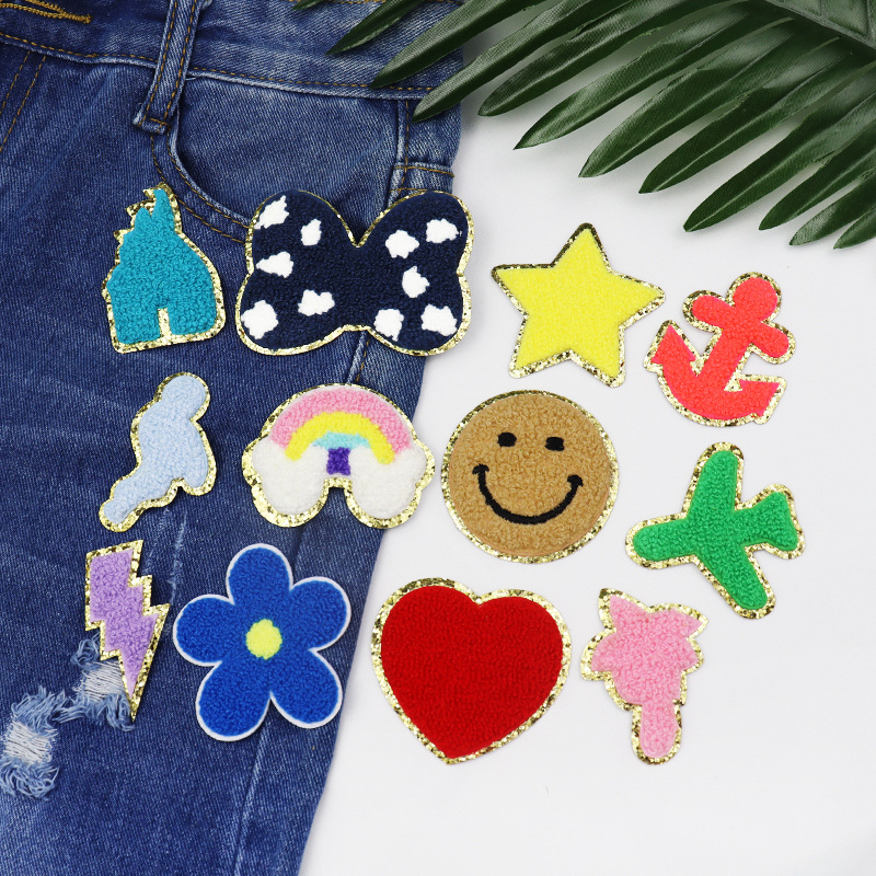 跨境热销毛巾绣补丁贴爱心金边格利特刺绣贴包包DIY熨烫刺绣辅料t