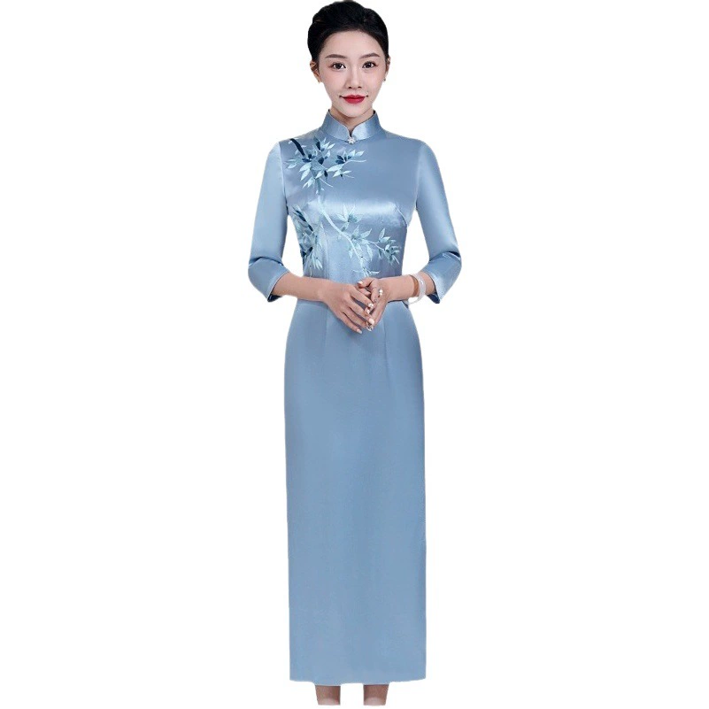 Си свекровь свадебное банкетное платье Мать платье маленькие вышитые Cheongsam благородный молодой может носить 2024 Новая Весна в обычное время