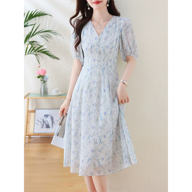 Настоящее фото французского шифонового платья с цветочным принтом для женщин, летнее элегантное длинное платье с v-образным вырезом для отдыха на море