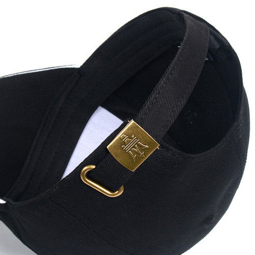 Hebei manufacturer customizes racing baseball caps, makes car logos, car movable caps, advertising sun visors