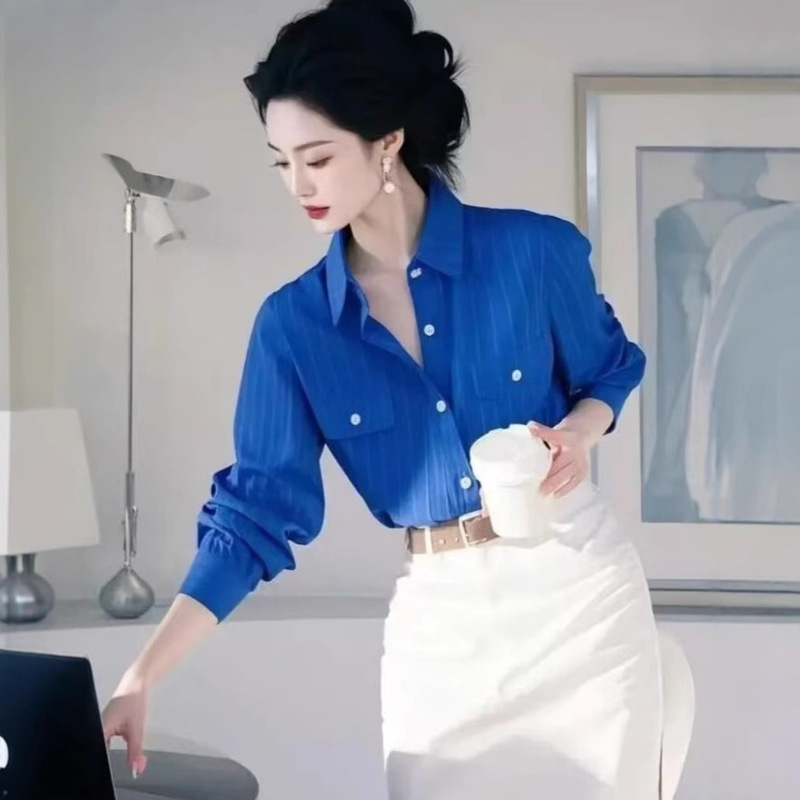 Design Sense Niche Unique Chic Beautiful Klein Blue Polo Collar Long Sleeve Shirt Women's Elegant Commuter Top Trendy