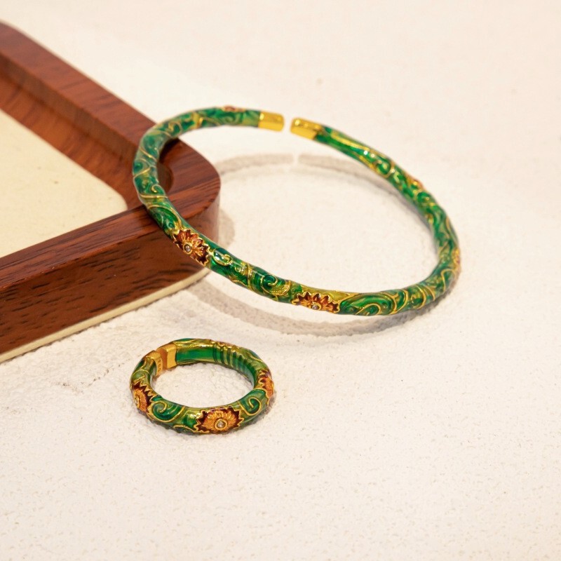 Ancient Gold Enamel Sunflower Open Bracelet, Same Style as in Gold Stores, Palace-Style Van Gogh Bracelet Jewelry