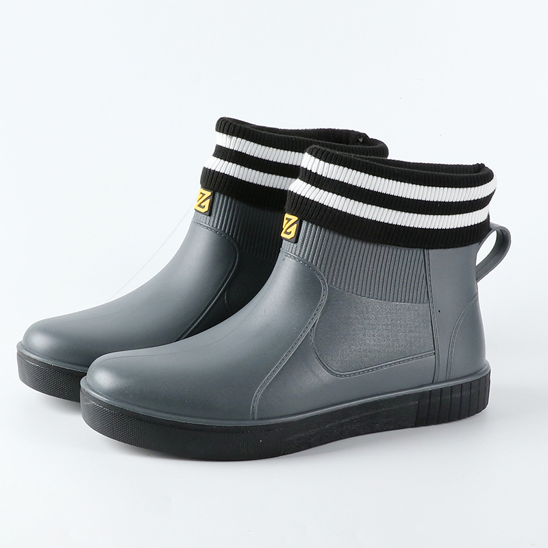 2024 nuevas Botas de lluvia zapatos de goma para hombres Botas de lluvia a media pantorrilla Cocina para llevar zapatos de agua de moda Zapatos de pesca para hombres zapatos de trabajo moda