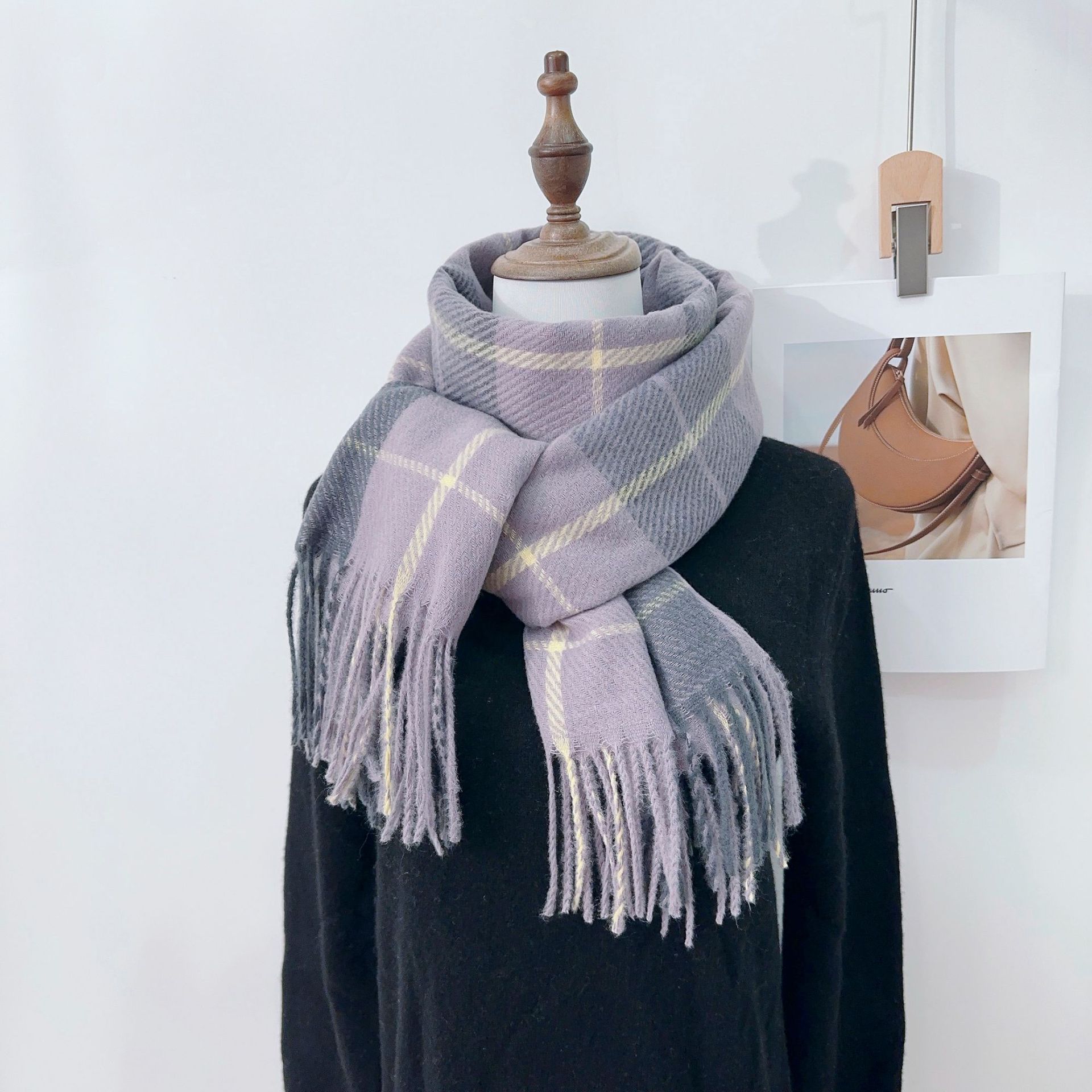Inglés retro otoño invierno estudiantes pareja bufandas bufandas de diseño elegante temperamento bufandas imitación de cachemira bufandas image 3