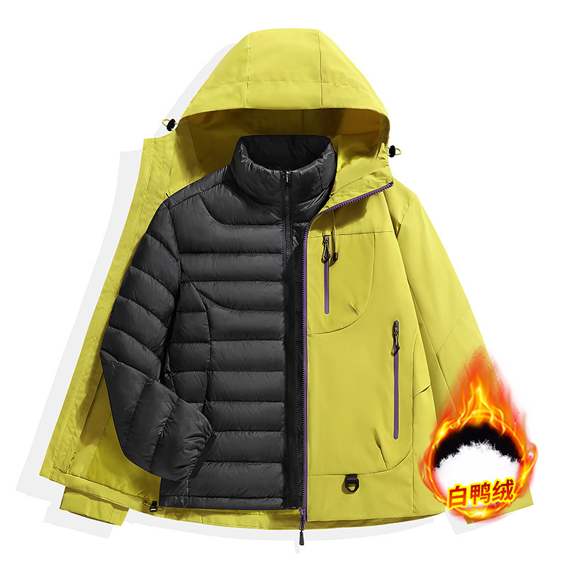 品牌冲锋衣女潮牌夹克男2025新款户外软壳徒步登山防风防雨外套女|undefined