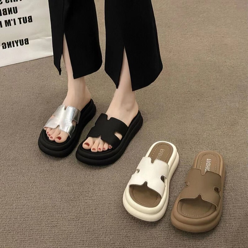 Slippers Women's 2025 Summer New Round-toe Thick-soled Increased Beach Sandals Fashionable One-word Slippers Women's Outer Wear Sandals Slippers Women's 2025 Summer New Round-toe Thick-soled Increased Beach Sandals Fashionable One-word Slippers Women's Outer Wear Sandals