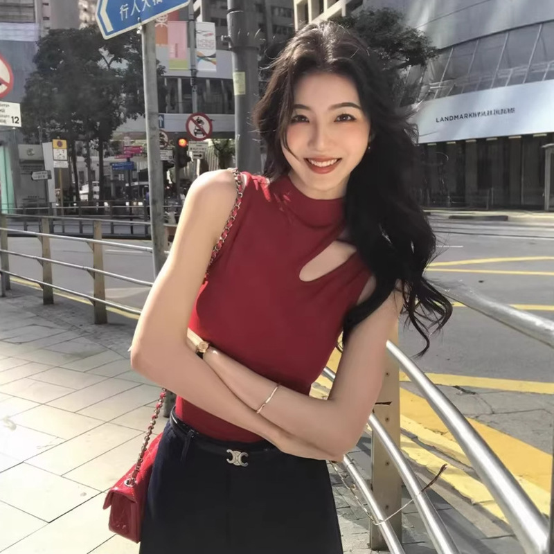 Red Vest New Style Half-High Collar Hollow-Out Sleeveless Top for Women, Hong Kong Style Sexy Off-Shoulder Slim-Fit Sleeveless Vest