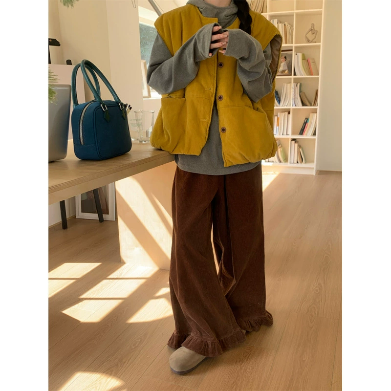 Рекордная стрельба из тыквы желтая жилета, бархат, серый свитер с капюшоном