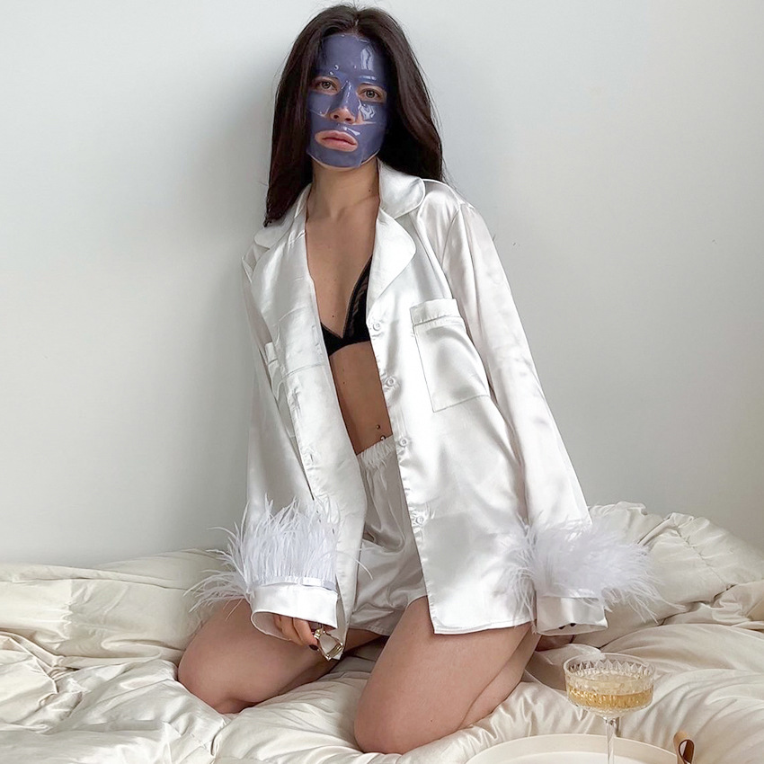 168g Weight Long Sleeve Sleeve Length Pajamas Lingerie Type Women's Casual Solid Color Polyester Satin Feather Shorts Sets