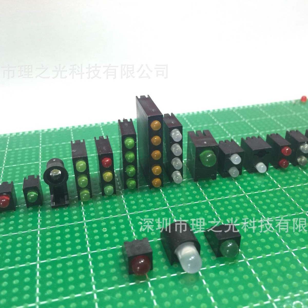 LEDֱ��ʽF3MM���̻����׵�����ܽ�����ֱ����װ������������