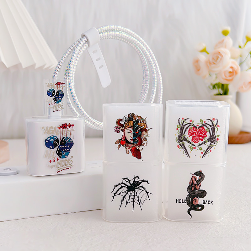 Suitable for Apple Charger Protective Cover 16/15/14 Fast Charging Data Cable Cover Transparent Cable Bite English Dice