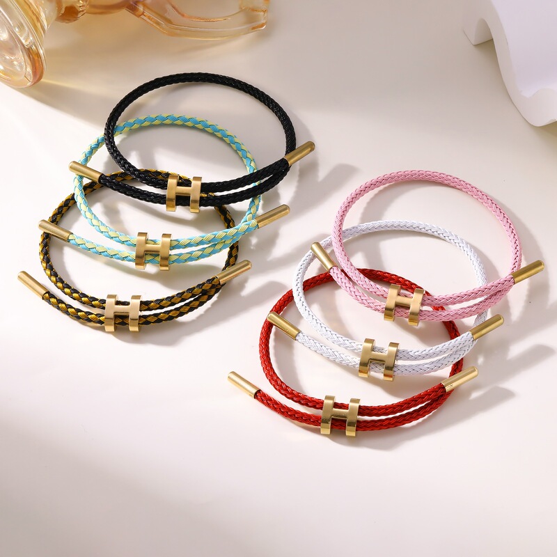 Cute I-Shaped Buckle Women's Handmade Bracelet, Adjustable, Waterproof, Sweat-Proof, Woven Rope Bracelet, Stall Accessories Cute I-Shaped Buckle Women's Handmade Bracelet, Adjustable, Waterproof, Sweat-Proof, Woven Rope Bracelet, Stall Accessories