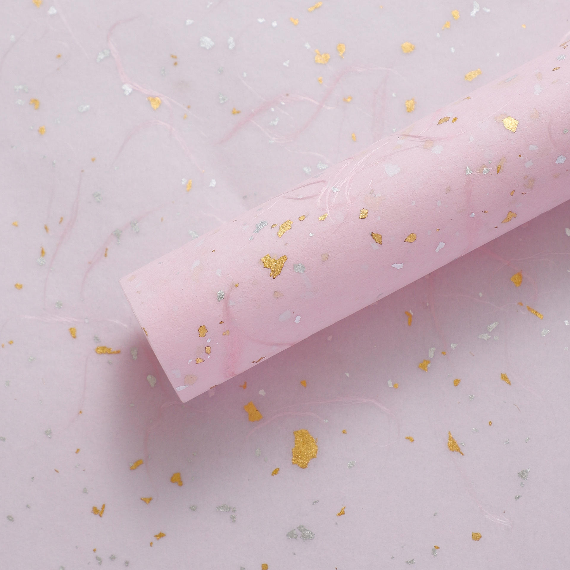 Siete colores, sueños, puntos de oro y plata, flores, flores, papel, ramo, caja de regalo, bricolaje hecho a mano, material de embalaje floral