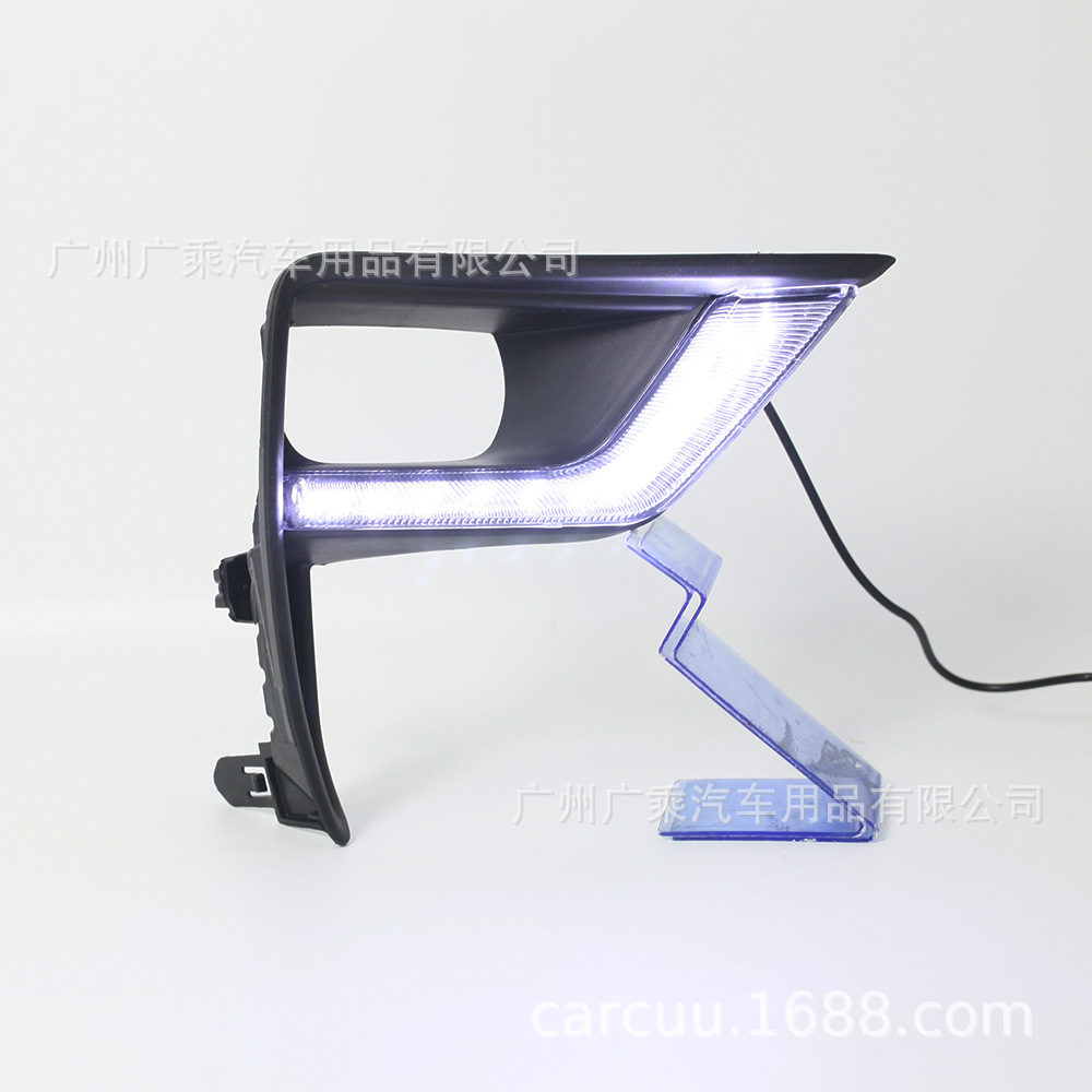 Adecuado para 18 Toyota overbearing Luz de marcha diurna Prado LED Luz de marcha diurna parachoques delantero