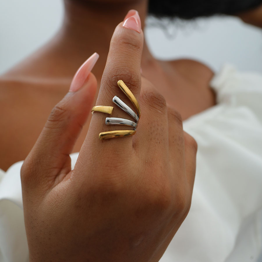Herrenring Aus Titanstahl Hypoallergen Und Minimalistisch_voghion.com