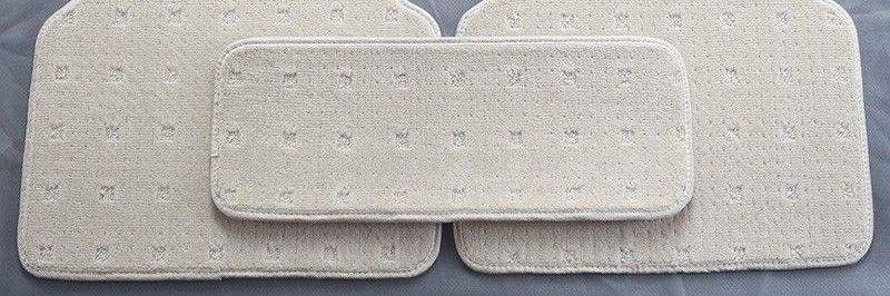 Car mat for cleaning, anti-slip, anti-dirt, easy to clean, full protection mat, TPE wrap-around mat, suitable for cars, with a velvet surface