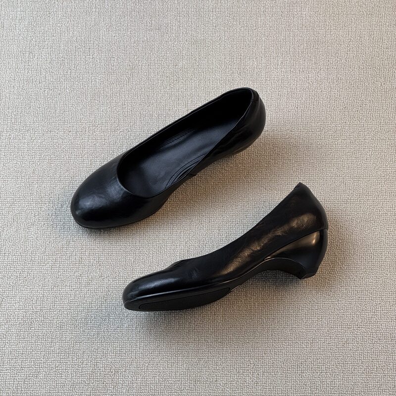 Sheepskin version~ Simple style round-toe shallow slip-on shoes for women, French high-end versatile comfortable low-heel commuter shoes Sheepskin version~ Simple style round-toe shallow slip-on shoes for women, French high-end versatile comfortable low-heel commuter shoes