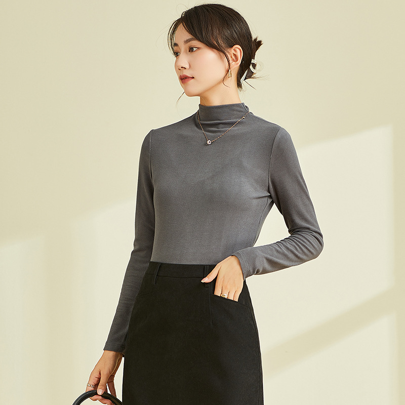 Áo thun dài tay cổ cao xếp chồng nữ, chất nhung nhám mềm mại, form ôm tôn dáng — Màu be