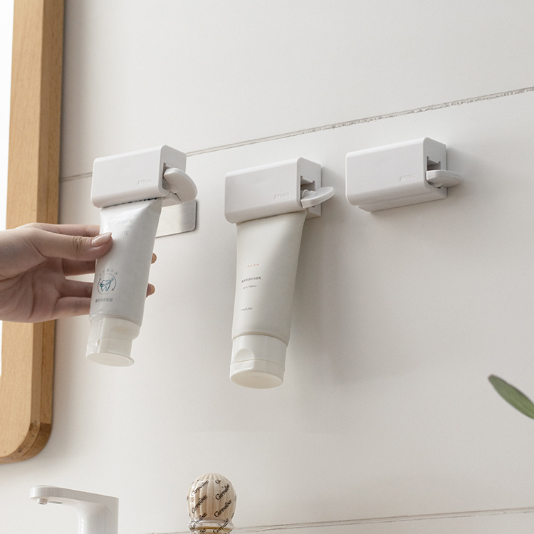 Magnetic Toothpaste Squeezer Toothpaste Clip Wall-Mounted Facial Cleanser Holder Lazy Person Squeeze Toothpaste Artifact Bathroom Manual Squeezer