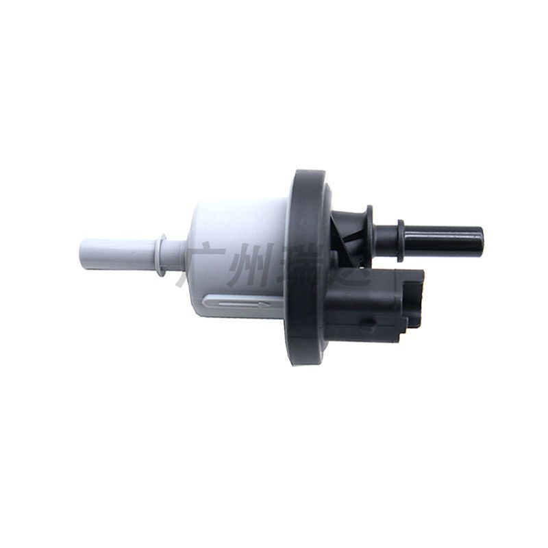 Aplicable a la válvula electromagnética del tanque de carbono del modelo de Nissan Renault 8200248821 en stock