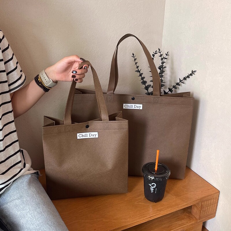 High-End Non-Woven Tote Bags for Clothing Stores, Women's Clothing-Specific Shopping Packaging Bags, Eco-Friendly Gift Bags Wholesale