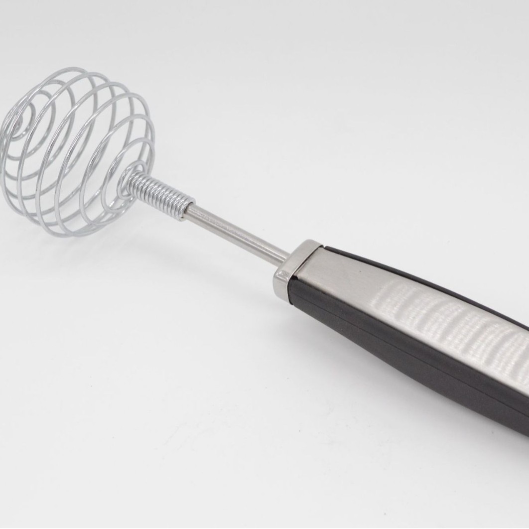 Batidor de varillas de acero inoxidable con mango de madera_voghion.com