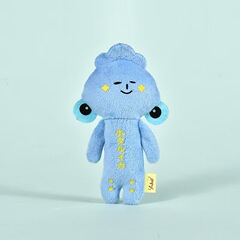 ゆきお醜い人形限定手作り日本の古代人形四つ葉のクローバー水滴三日みかん人形ペンダントキーホルダー
