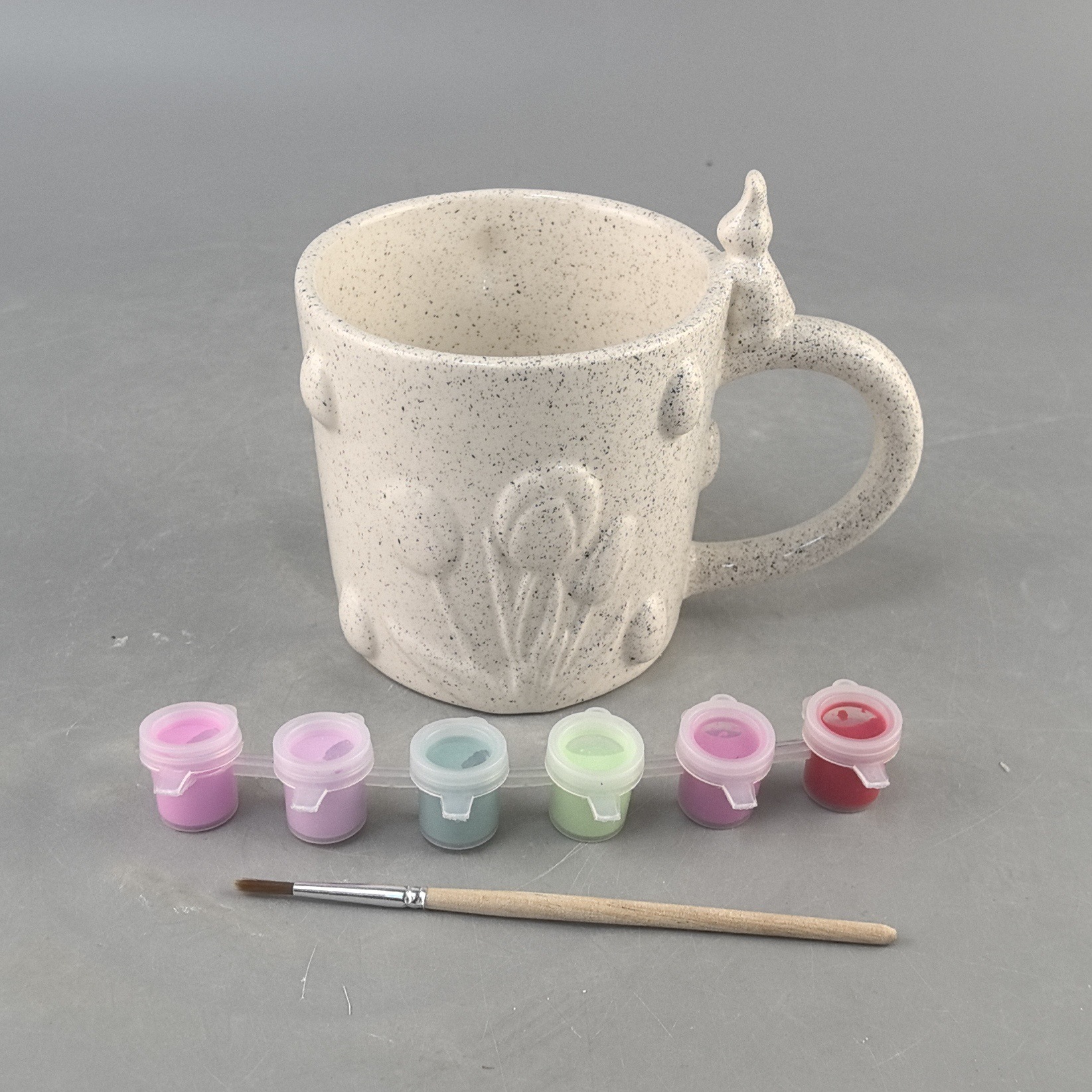 Artístico simple DIY en el mango de conejo encantador taza de cerámica inswind personalidad creativa taza de café casera