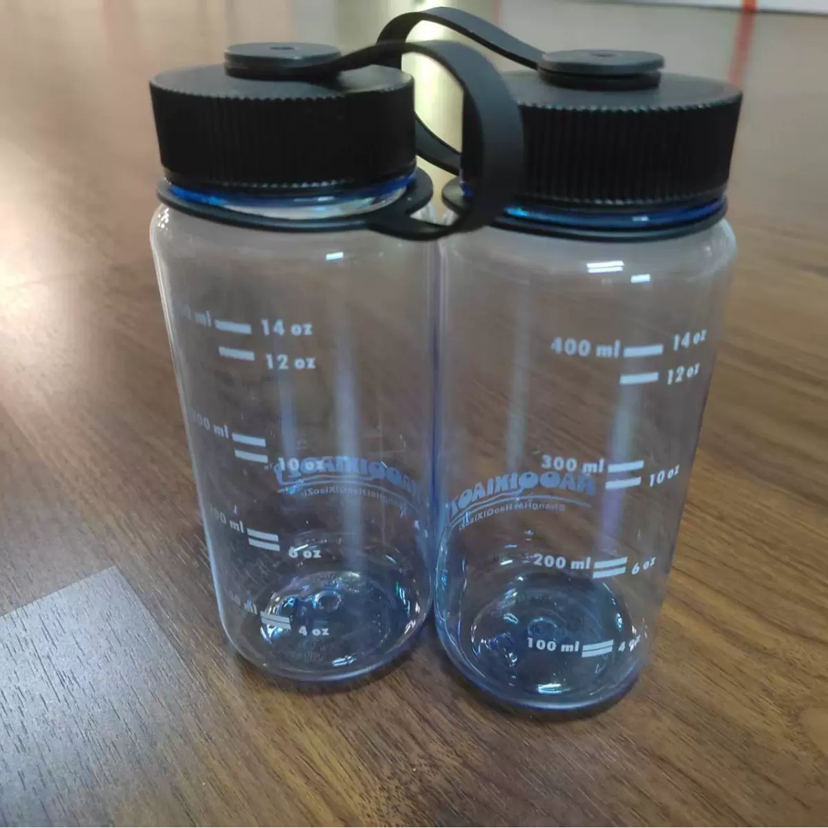 工厂直销透明AS塑料杯pp盖子pvc小方瓶携带方便