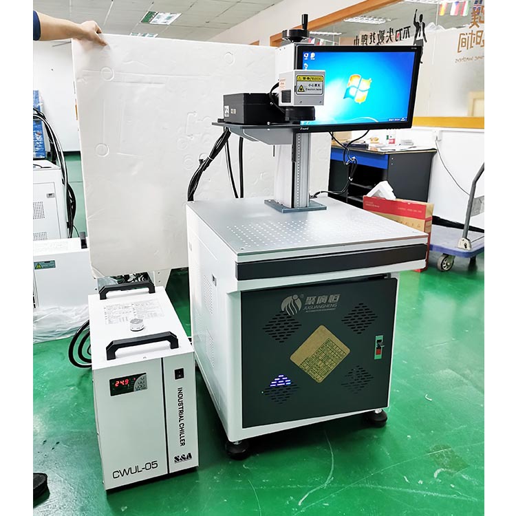 JGH-102普通台式紫外激光机 (3)