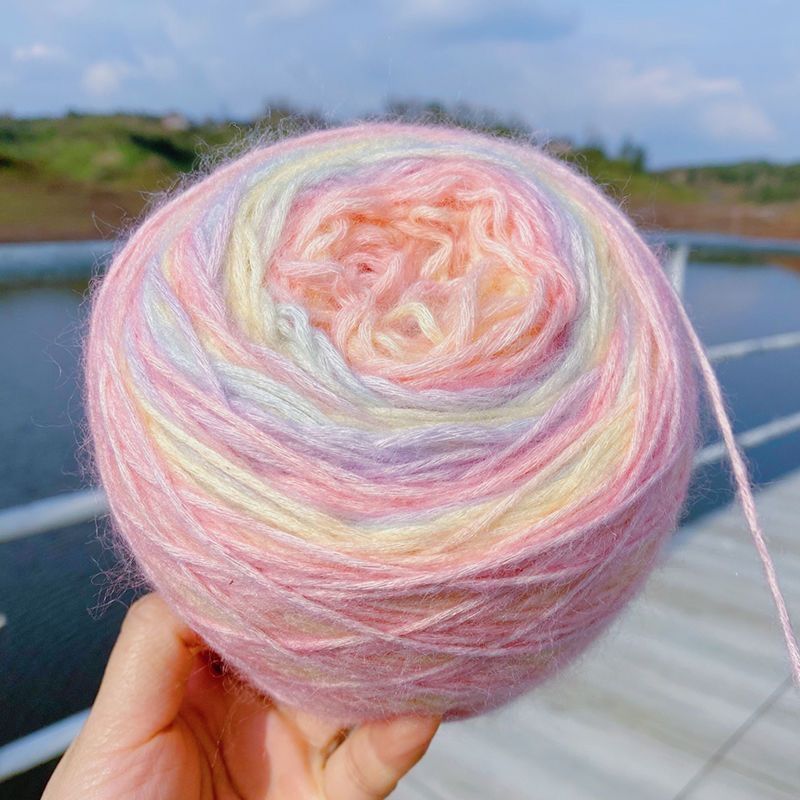 Colorido degradado de color arco iris DIY tejido a mano flor pastel terciopelo gato bebé bola de lana precio al por mayor oferta especial