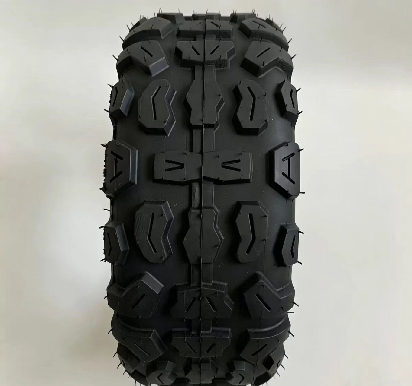 High-performance wear-resistant 90/65-6.5 tires for electric vehicles, vacuum tires, off-road vehicle anti-slip thickened tires wholesale