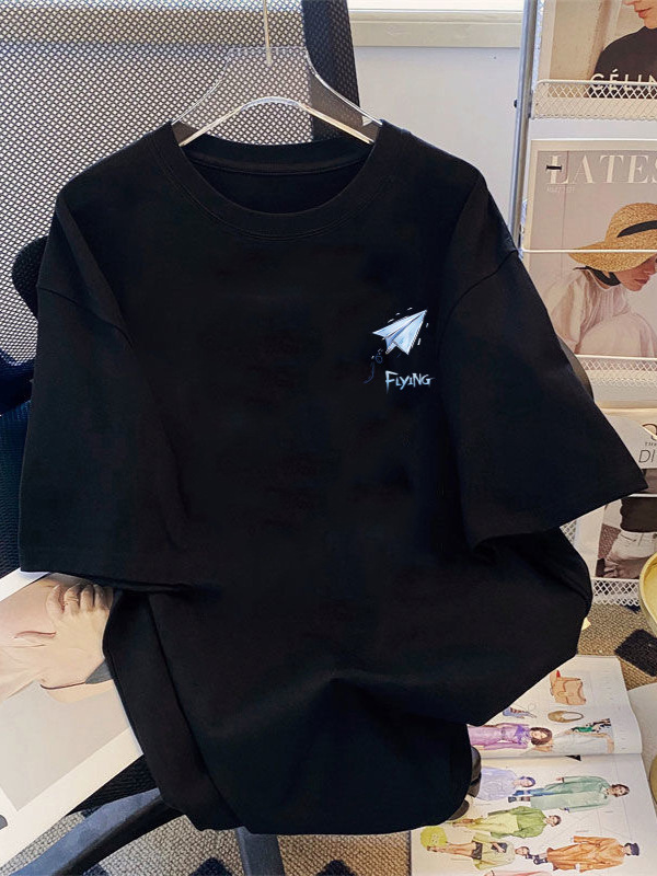 Camiseta de estilo de Hong Kong de seda de hielo negro para hombres y mujeres 2024 top de verano top simple de todo fósforo pareja ropa de manga corta para hombres y mujeres