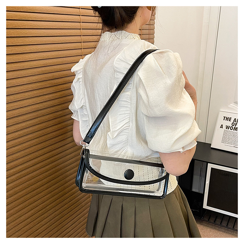 Women's Small Pvc Solid Color Fashion Square Magnetic Buckle Underarm Bag display picture 2
