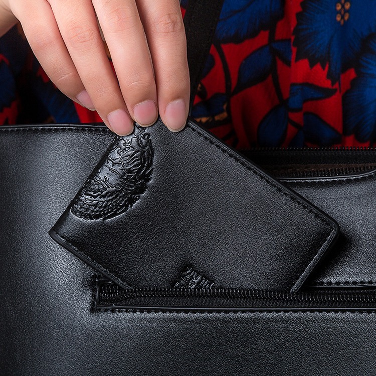 2024 New Driver's License Case Gift Exquisite Dragon Pattern Card Holder Business LOGO Added 4 Dealership ID Card Case