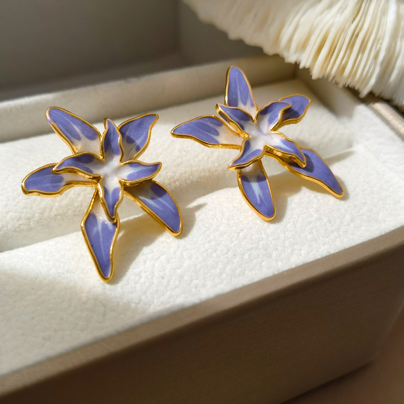 1 Pair Retro Flower Alloy Enamel Women's Ear Studs display picture 1