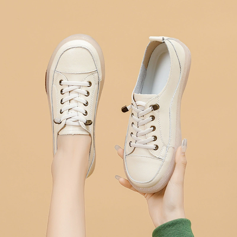 Женские белые кеды из натуральной кожи, новинка осени 2025 в корейском стиле, универсальные слипоны на мягкой подошве, модные туфли без каблука.