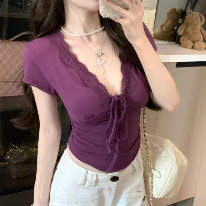 Sexy Pure Desire Lace-Trimmed Tie-Up Deep V-Neck Short-Sleeve T-Shirt for Women, Stylish Low-Cut Slim-Fit Short-Sleeve Top for Women