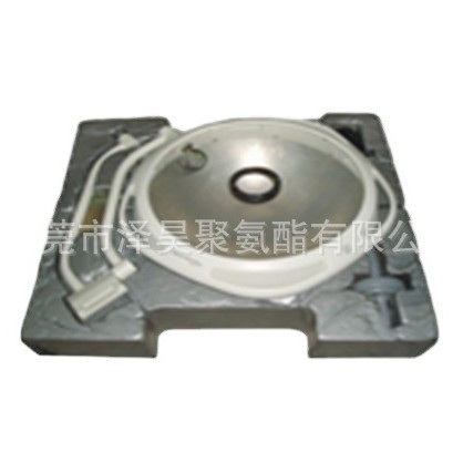 东莞泽昊聚氨酯包装料   现场发泡包装料  易碎品包装发泡料