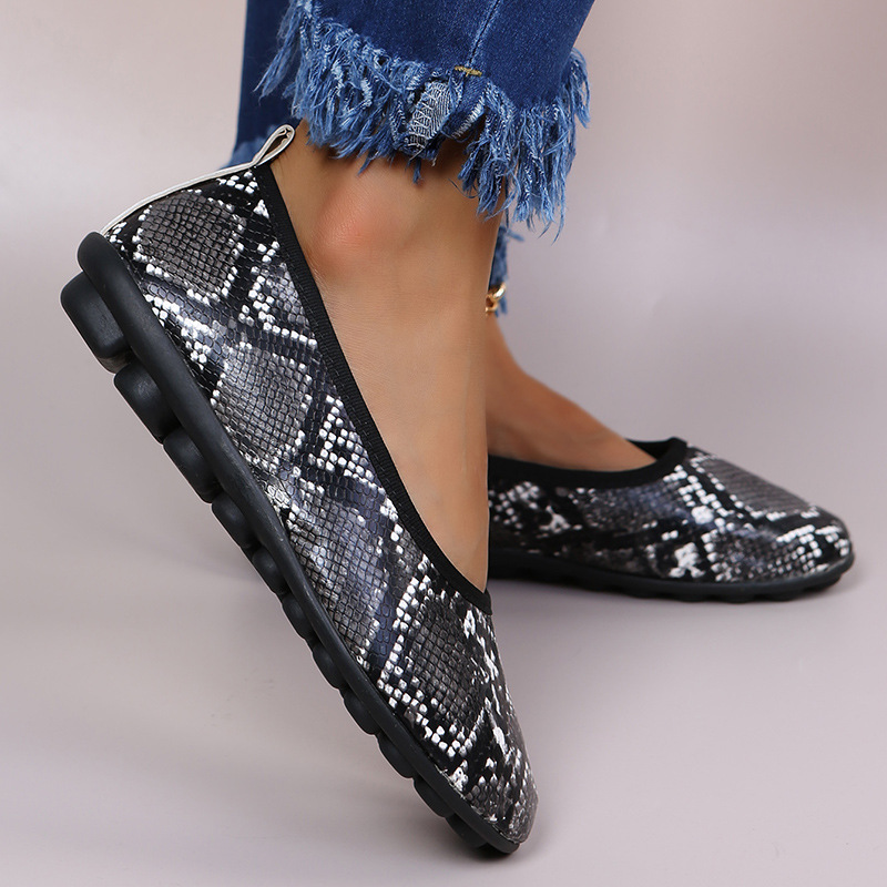 Snake Pattern Round Head Flat Bottom Shoes NSYBJ104643