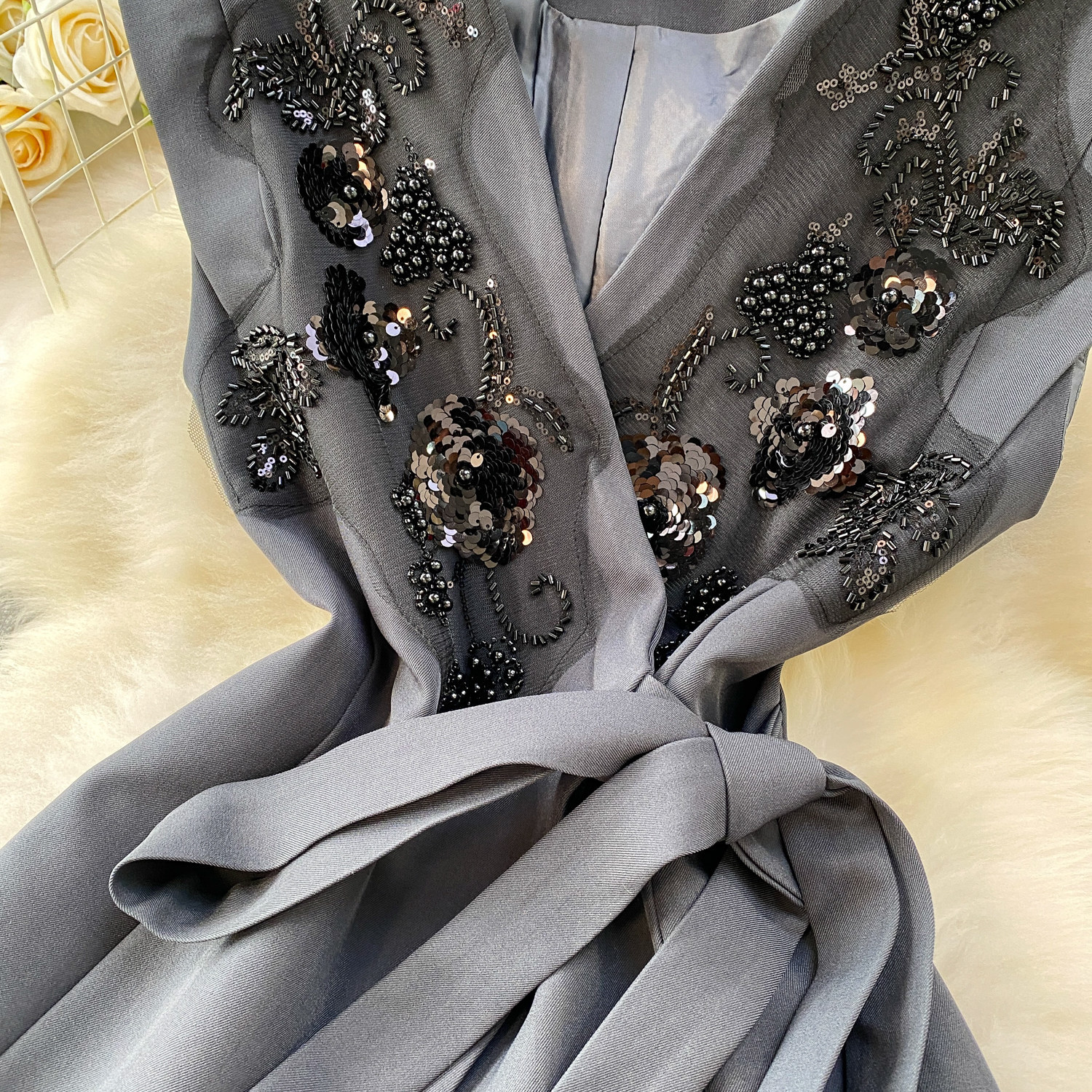 Elegant Embroidered Sequin V-Neck Waist-Defining Blazer & High-Waist Wide-Leg Trousers Two-Piece Set_ecoleips.com