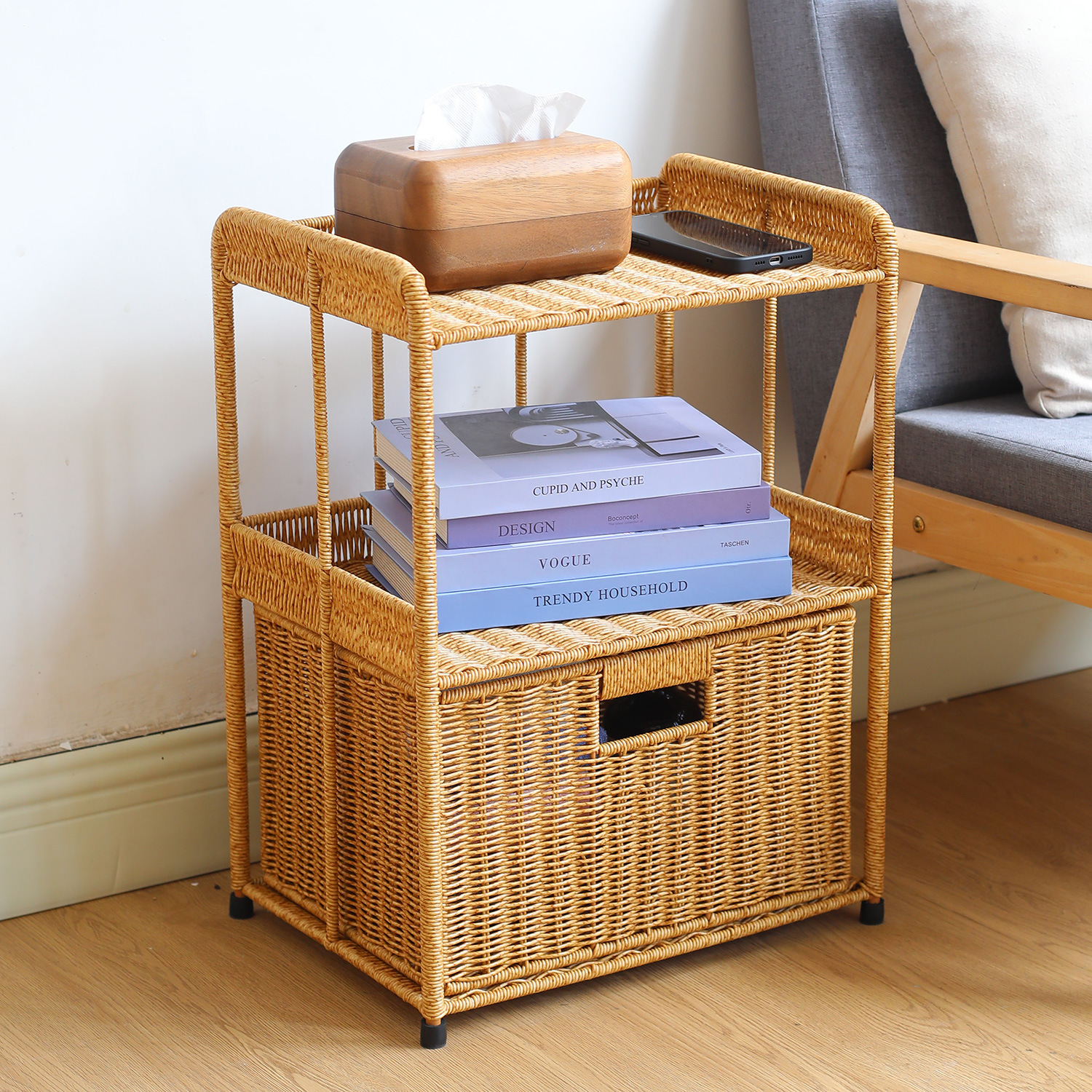 Gabinete de cabecera multicapa doméstico de imitación dormitorio gabinete de lado de la cama sala de estar almacenamiento de almacenamiento de almacenamiento de acabado de estante de almacenamiento