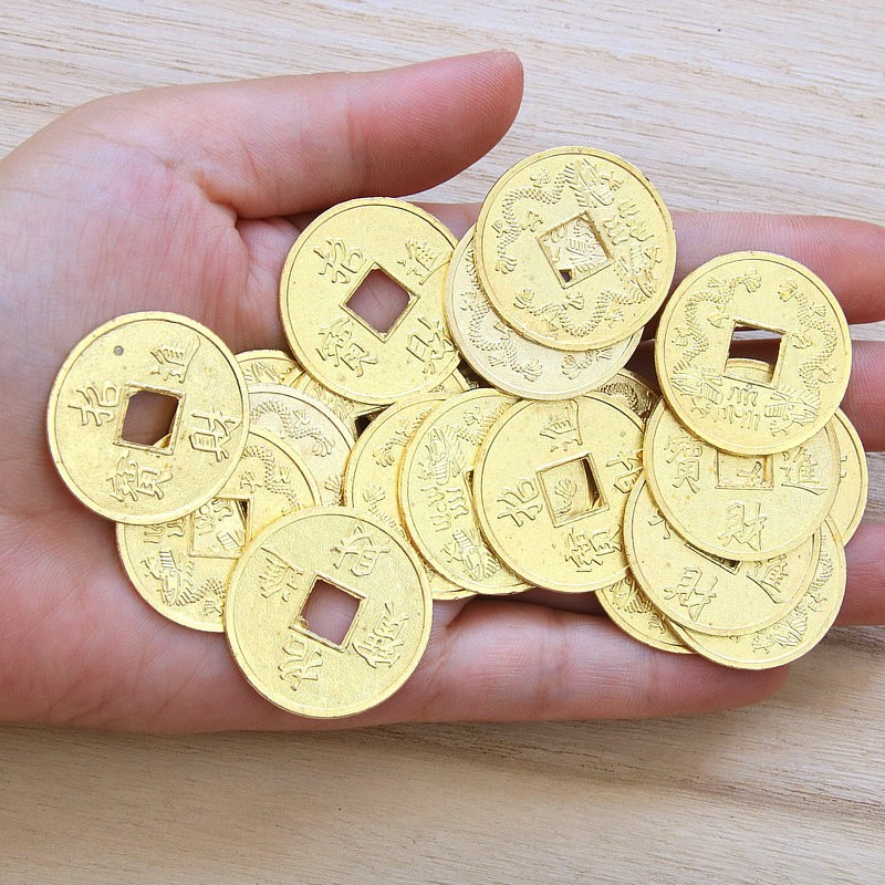 돈을 버는 2.9cm 황금 구리 돈